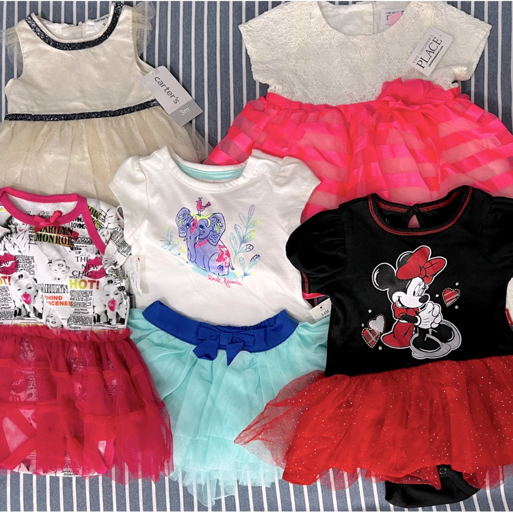 Bundle 6pc Girl dresses Size 3-6M